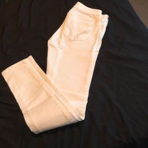 White skinny jeans